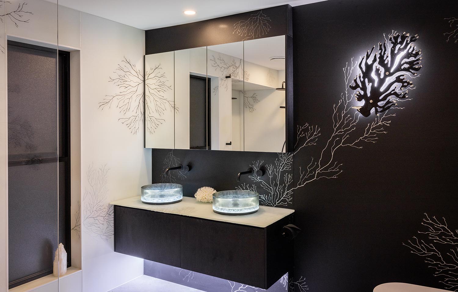 coral bathroom